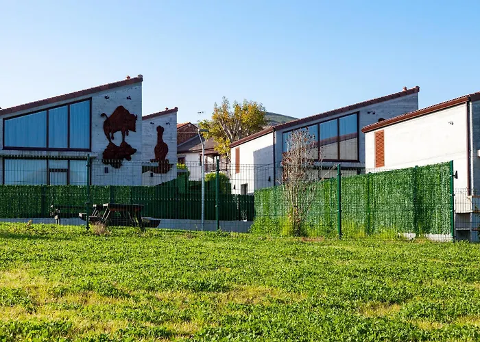 La Senda De Elefantes * Cabarceno